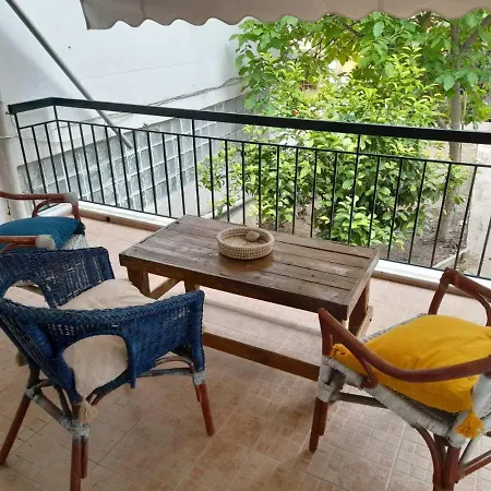 Lemon Tree Διαμέρισμα Νέοι Επιβάτες